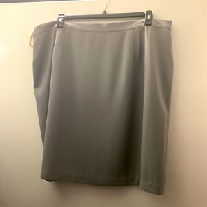 24w gray skirt